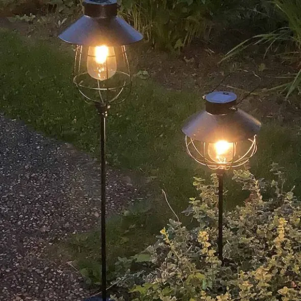Aurinkokennovalaisin LED antiikkimusta jalalla