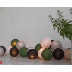 Cotton Ball valosarja hopeametsä 20-palloa
