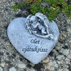 Hautakoriste Enkeli Olet ajatuksissa