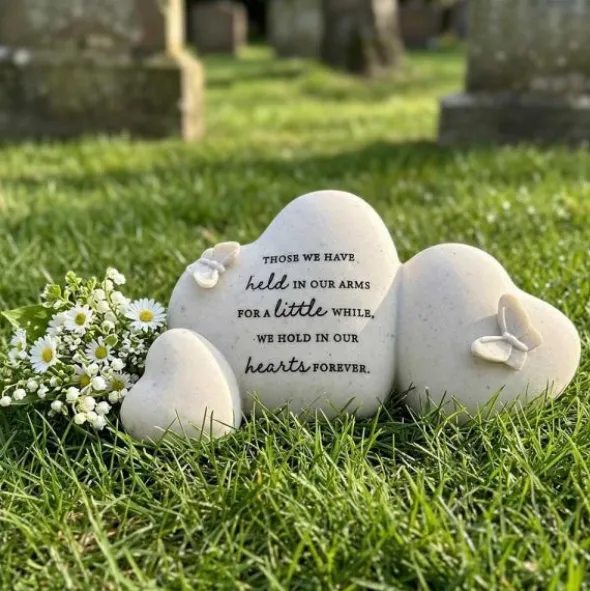 Hautakoriste In our hearts forever 16cm