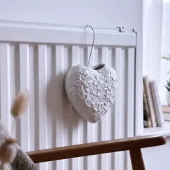 Ilmankostutin Sydän valkoinen