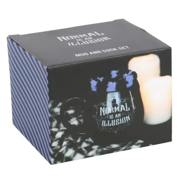 Normal Is An Illusion muki pörrösukilla