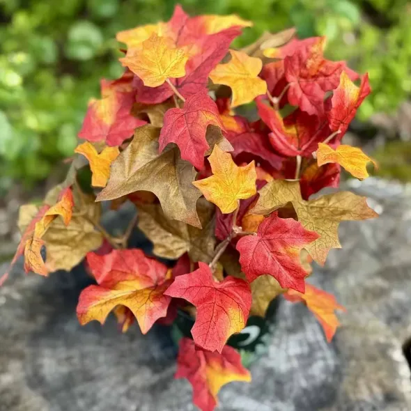 Syysvaahtera tekokasvi ruukussa 35 cm