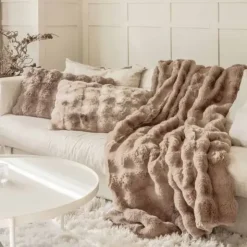 Torkkupeitto Misty taupe 140×220 cm