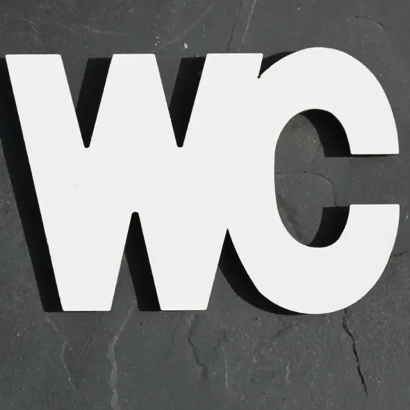 Wc-kirjaimet – useita värejä